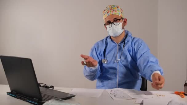 医生信息 提供药品信息的医生 — 图库视频影像
