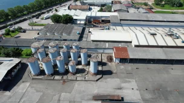 Oil Factory Aerial Shot Oil Factory Silos — Stock Video