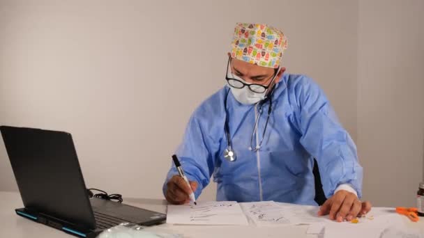 Doctor Working Her Office Her Computer Surgeon Suit — Stock Video