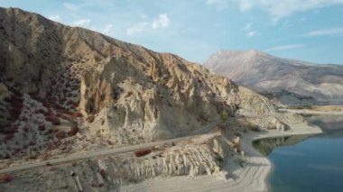 Tortum 'daki göl ve peri bacaları, Erzurum Türkiye