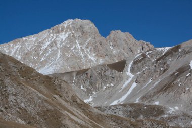 İtalya Abruzzo 'daki Campo Imperatore.