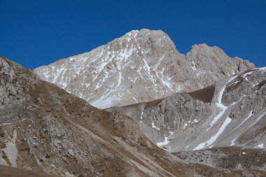 İtalya Abruzzo 'daki Campo Imperatore.