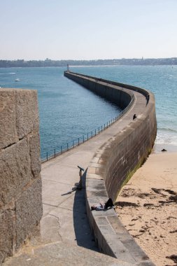 Mont Saint Michel gündüz vakti