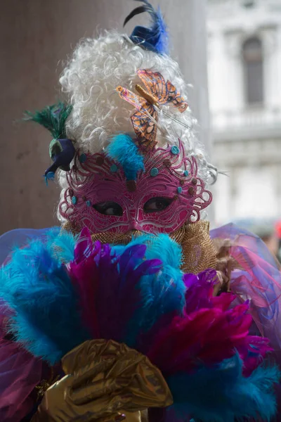 Maska Benátkách Pořízena Během Dne — Stock fotografie