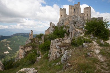 Rocca Calascio gündüz çekim yaptı.