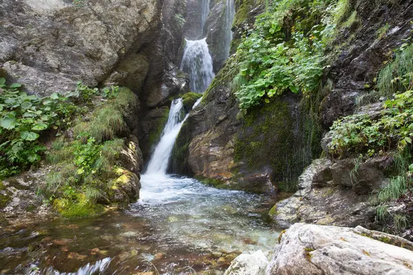 Rio Arno Prati Di Tivo Şelalesi