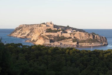 Tremiti adaları gündüz çekiliyor