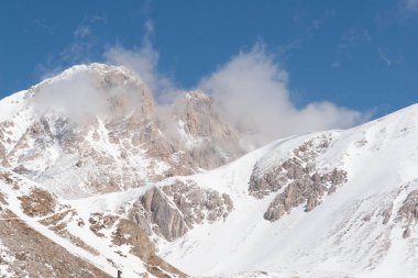 Abruzzo 'daki Gran Sasso Dağı