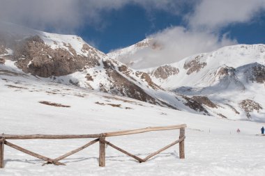 Abruzzo 'daki Gran Sasso Dağı