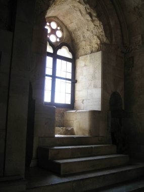 Castel del Monte antik binası güneşli bir günde çekildi