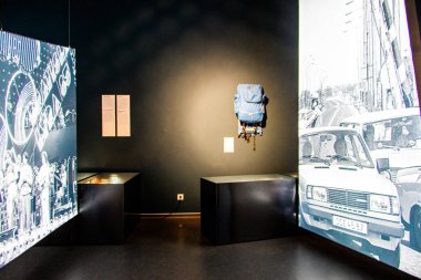 Nadir bulunan siyah-beyaz, fotoğraf, modern sanat, avangart, omuz çantası, gösteri, sergi, geçen yüzyılın eşyaları, salon, turizm, 