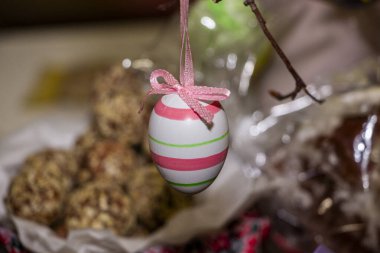 Süslü yumurta, paskalya, desen, kahverengi kurabiye, yuvarlak, gofret kırıntıları, çikolata jölesi, tatlı, tatlı, paskalya için, el yapımı, hayır fuarı, okul, satış, doğum günü, dekorasyon, şeker