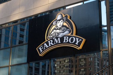 Toronto, ON, Kanada 17 Aralık 2022 Toronto şehir merkezindeki Kanada Kraliyet Bankası logosu ve markası.