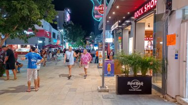 Playa del Carmen, Riviera Maya, Meksika - 15 Kasım 2023: Playa del Carmen 'deki 5.