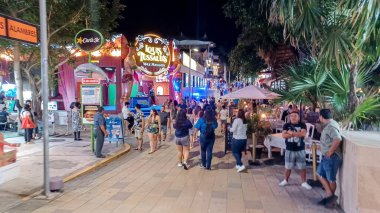 Playa del Carmen, Riviera Maya, Meksika - 15 Kasım 2023: Playa del Carmen 'deki 5.