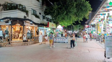 Playa del Carmen, Riviera Maya, Meksika - 15 Kasım 2023: Playa del Carmen 'deki 5.