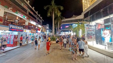 Playa del Carmen, Riviera Maya, Meksika - 15 Kasım 2023: Playa del Carmen 'deki 5.