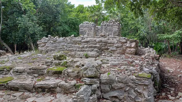 Playa del Carmen 'deki Maya harabelerine bakın.