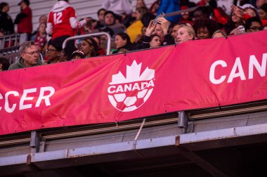 Toronto, ON, Kanada 2 Ekim 2023: BMO Stadyumu 'ndaki Kanada Futbol logosuna bakın..