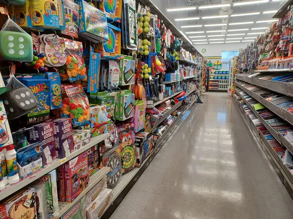 stock image Toronto, On, Canada - April 14, 2024: Different products stand in a row on the store shelves