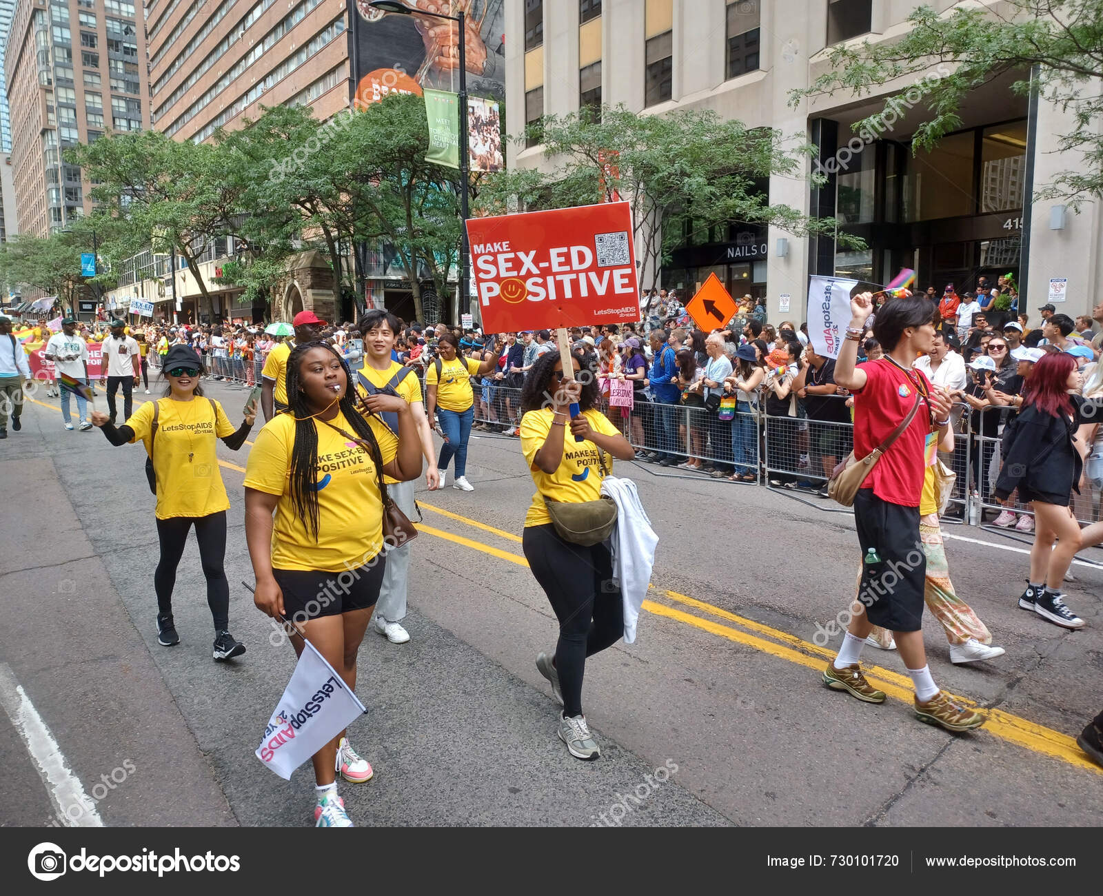 Toronto Kanada Juni 2024 Völker Nehmen Der Jährlichen Pride Parade