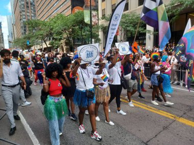 Toronto, ON, Kanada 30 Haziran 2024: Toronto 'daki 2024 Geleneksel Onur Yürüyüşü' ne Halk katıldı.