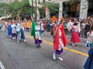 Toronto, ON, Kanada 30 Haziran 2024: Toronto 'daki 2024 Geleneksel Onur Yürüyüşü' ne Halk katıldı.