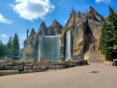 Toronto, ON, Kanada 2 Temmuz 2024: Harikalar Diyarı Eğlence Parkı manzarası.