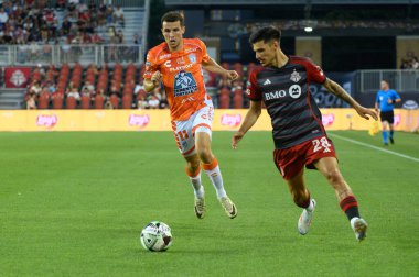 Toronto, ON, Kanada - 4 Ağustos 2024: Raoul Petretta # 28 Toronto FC defans oyuncusu Toronto FC (Kanada) ile C.F. Pachuca (Meksika) BMO Sahasında (Toronto 2-1 kazandı)