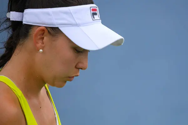 stock image Toronto, ON, Canada - August 4, 2024: Stacey Fung (CAN) plays against Jule Niemeier (GER) during the qualifying match of the National Bank Open at Sobeys Stadium.