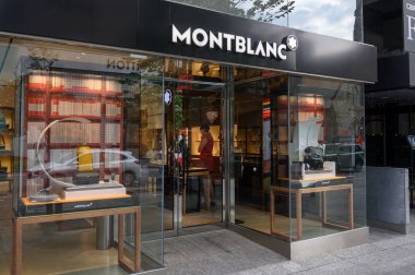 Toronto, ON, Kanada - 25 Temmuz 2024: Montblanc şirketinin logosuna bakın.