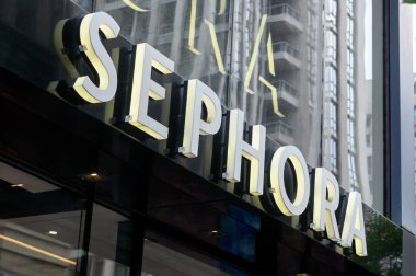 Toronto, ON, Kanada 5 Ağustos 2024, Starbucks Corporation, Amerika Birleşik Devletleri 'nin çok uluslu kahve ve rezervleri zinciri.. 