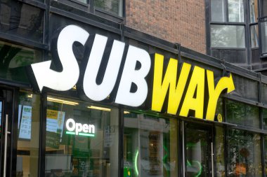 Toronto, ON, Kanada 3 Nisan 2024, ABD 'li çok uluslu fast-food restoranı...