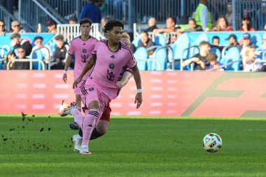 Toronto, ON, Kanada - 5 Ekim 2024: Miami FC 'den David Ruiz # 41, Toronto FC (Kanada) ile Miami CF (ABD) arasındaki 2024 MLS Normal sezon maçı sırasında top ile hareket ediyor..