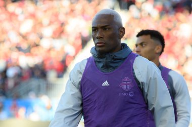 Toronto, ON, Kanada - 5 Ekim 2024: Deybi Flores # 20 orta saha Toronto FC portresi 2024 MLS Normal sezon maçı sırasında Toronto FC (Kanada) vs Miami CF (ABD).