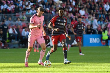 Toronto, ON, Kanada - 5 Ekim 2024: Serhiy Kryvtsov # 27 numaralı Miami FC defans oyuncusu Toronto FC (Kanada) vs BMO Field Miami CF (ABD).