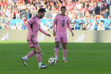 Toronto, ON, Kanada - 5 Ekim 2024: Lionel Messi # 10 of the Inter Miami FC, Toronto FC (Kanada) - Inter Miami CF (ABD) arasındaki 2024 MLS sezonluk maçında.