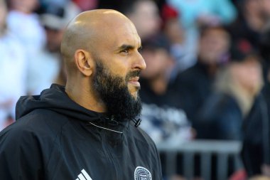 Toronto, ON, Kanada - 5 Ekim 2024: Messi 'nin koruması Yassine Cheuko, Toronto FC (Kanada) - Inter Miami CF (ABD) maçı sırasında sahaya baktı.
