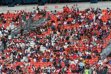 Toronto, ON, Kanada - 5 Ekim 2024: Tribünlerdeki seyirciler BMO Field 'da Toronto FC (Kanada) ve Inter Miami CF (ABD) arasındaki 2024 MLS Normal sezon maçını izliyorlar.
