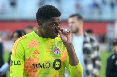 Toronto, ON, Kanada - 5 Ekim 2024: Sean Johnson # 1 kaleci Toronto FC 'nin 2024 MLS Normal sezon maçı sonrasında Toronto FC (Kanada) - Inter Miami CF (ABD).