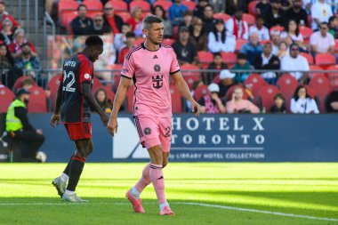Toronto, ON, Kanada - 5 Ekim 2024: Serhiy Kryvtsov # 27 numaralı Miami FC defans oyuncusu Toronto FC (Kanada) vs Miami CF (ABD) arasında oynanan maçta.