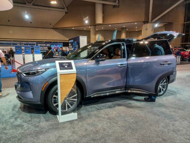 Toronto, ON, Kanada - 16 Şubat 2024: Otomobil 2024 Kanada Otomobil Fuarı 'nda sunuldu