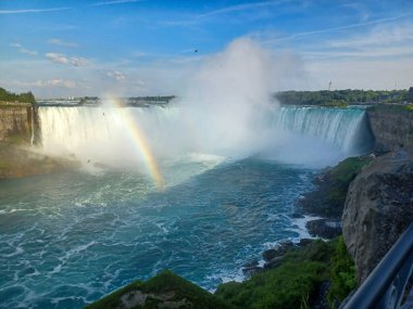 Niagara Şelalesi, Kanada - 30 Mayıs 2024 Kanada 'dan Niagara Şelalesi' ne