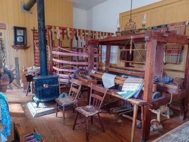 Toronto, ON, Kanada 10 Ekim 2024: Charles Irvins Weavers Black Creek Öncü Köyü 'nün iç manzarası..