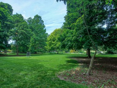 Niagara Şelalesi, On, Kanada - 4 Haziran 2024: Niagara Parks Botanik Bahçeleri manzarası