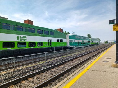 Etobikola, ON, Kanada 20 Ekim 2024: Mimico Go tren istasyonunun görüntüsü.