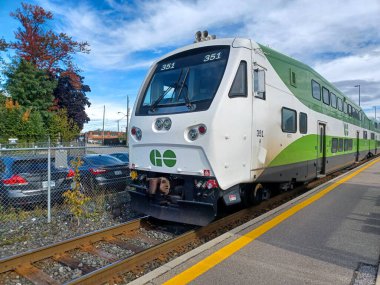 Etobikola, ON, Kanada 20 Ekim 2024: Mimico Go tren istasyonunun görüntüsü.