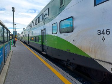 Etobikola, ON, Kanada 20 Ekim 2024: Mimico Go tren istasyonunun görüntüsü.