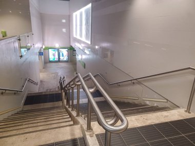 Toronto, ON, Kanada 23 Ağustos 2023 Toronto Dominion Bankası 'nın Toronto' daki binadaki tabelasına bakın..