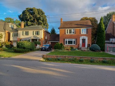 Toronto, ON, Kanada - 23 Mayıs 2024: Toronto Büyük Bölgesi 'nde yeni bir ev